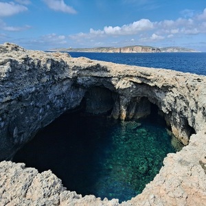 blue hole coast